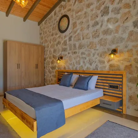 Oryap Villalari Villa